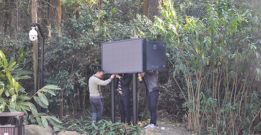 空氣質(zhì)量監(jiān)測(cè)系統(tǒng)顯示屏安裝